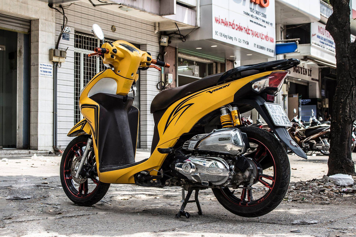 Tem trùm Vision Yellow Black Line