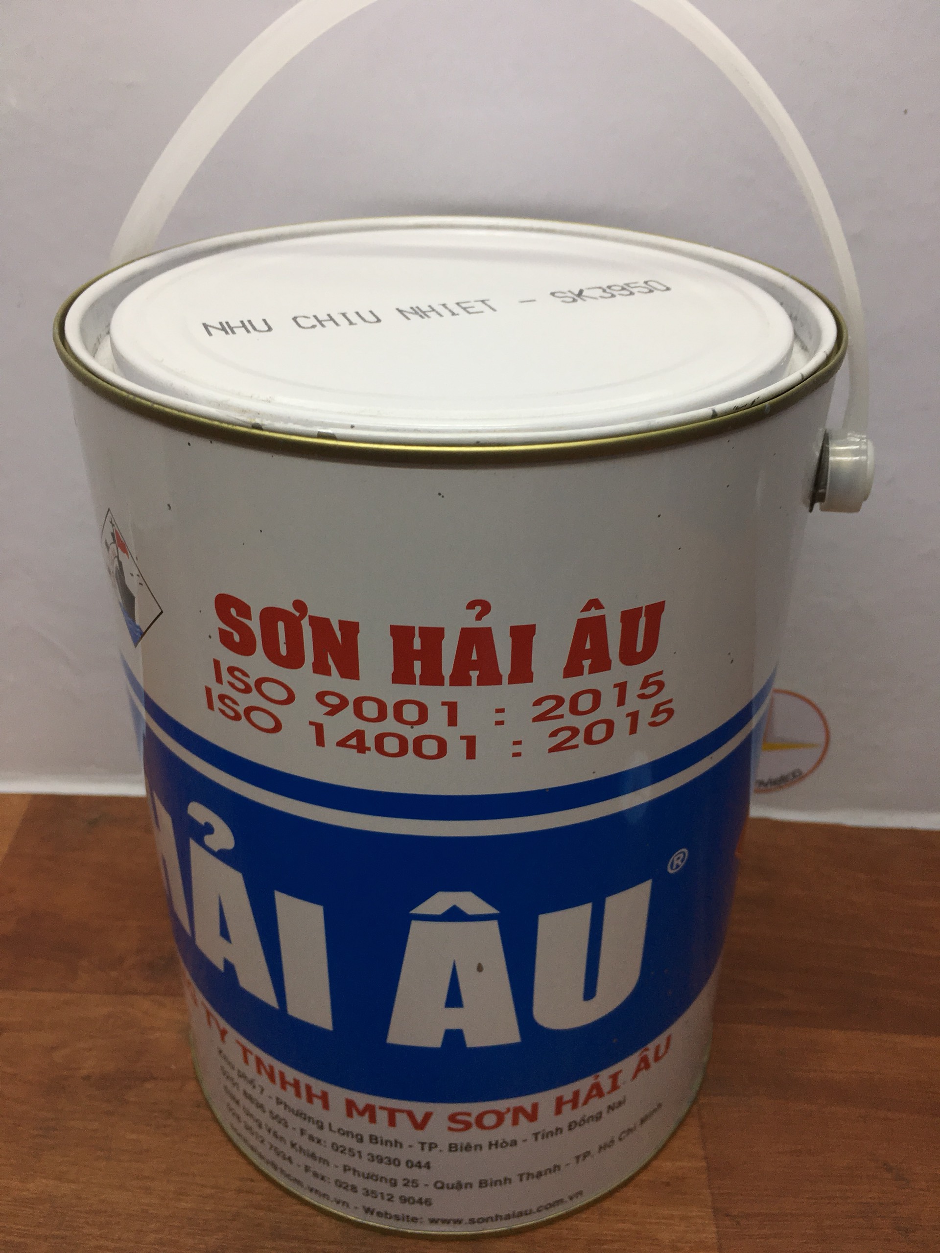 Sơn chịu nhiệt 300 độ màu bạc SK3 Hải Âu 5L