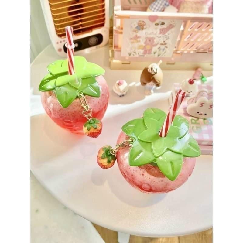 Cốc nước hình quả dâu tây kute PK