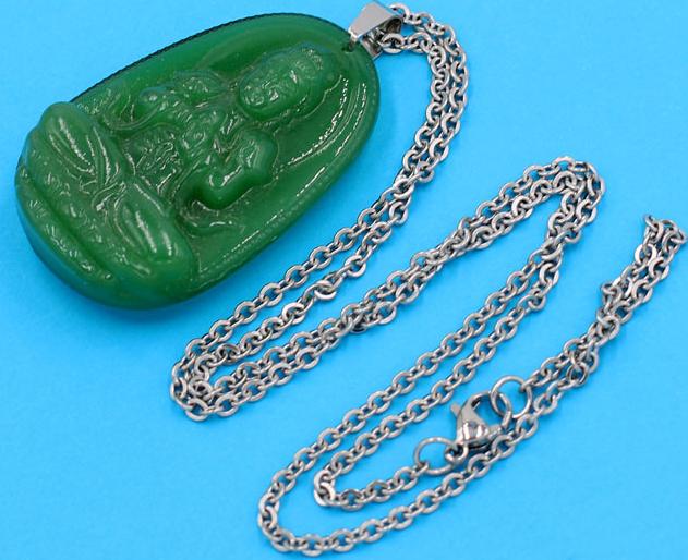 Vòng cổ Đại Nhật như lai thạch anh xanh 5 cm DITTXN5 - Phật bản mệnh cho người tuổi Mùi, Thân