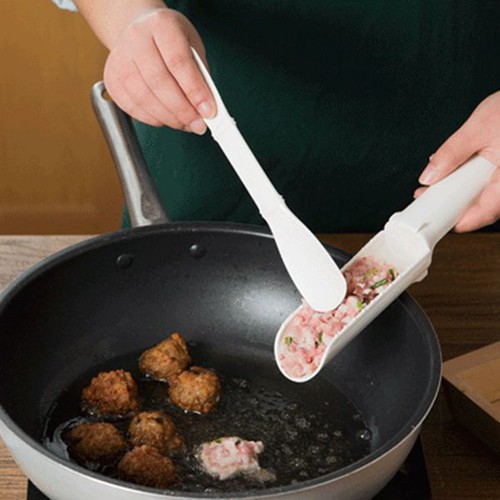 Khuôn chia thịt viên, cá viên bằng nhựa siêu nhanh tiện dụng - Dụng cụ làm thịt viên, cá viên nhỏ gọn cho gia đình