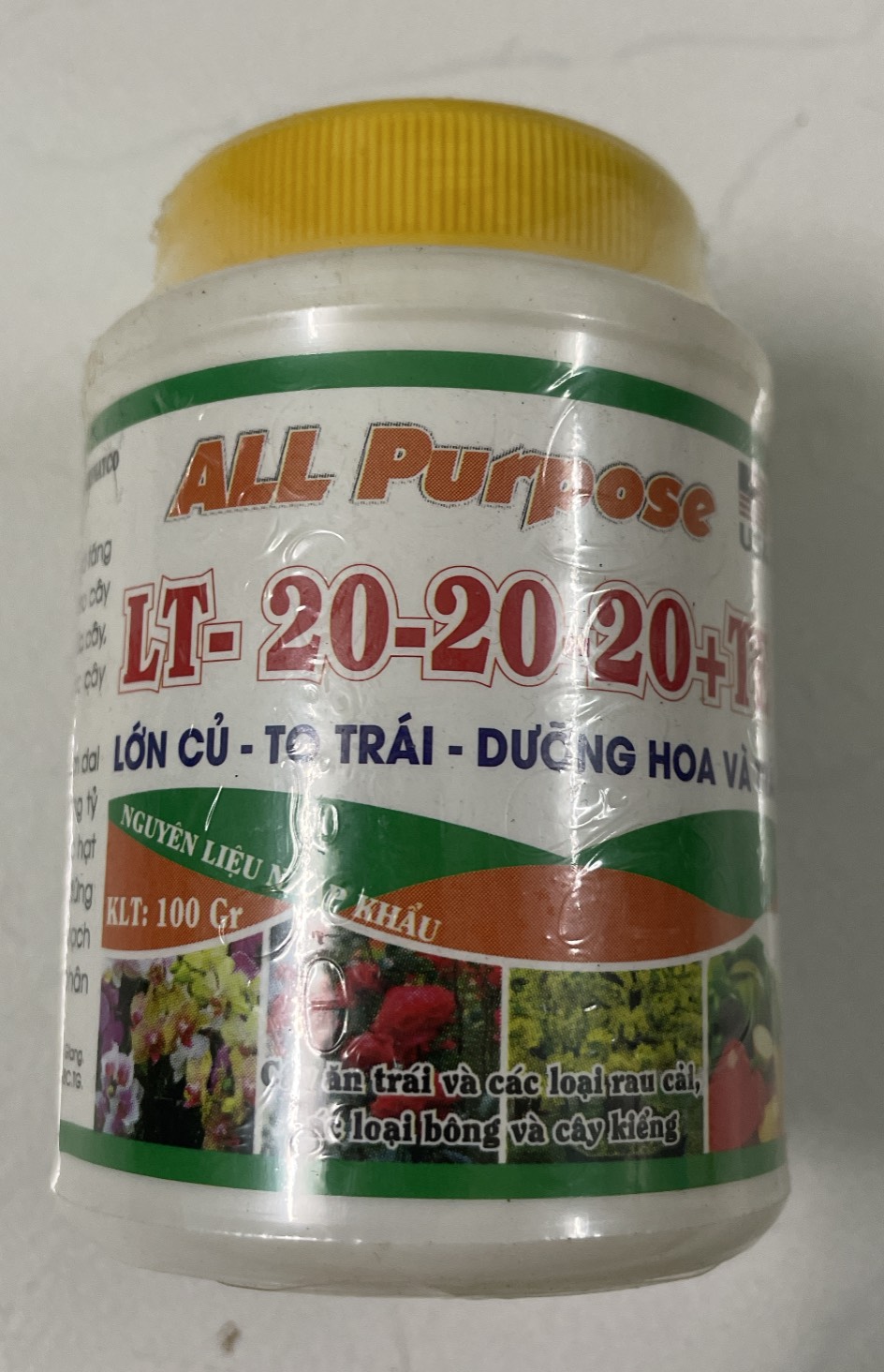 Phân Bón Lá NPK 20-20-20+TE giai đoạn dưỡng cây Lọ 100 Gram