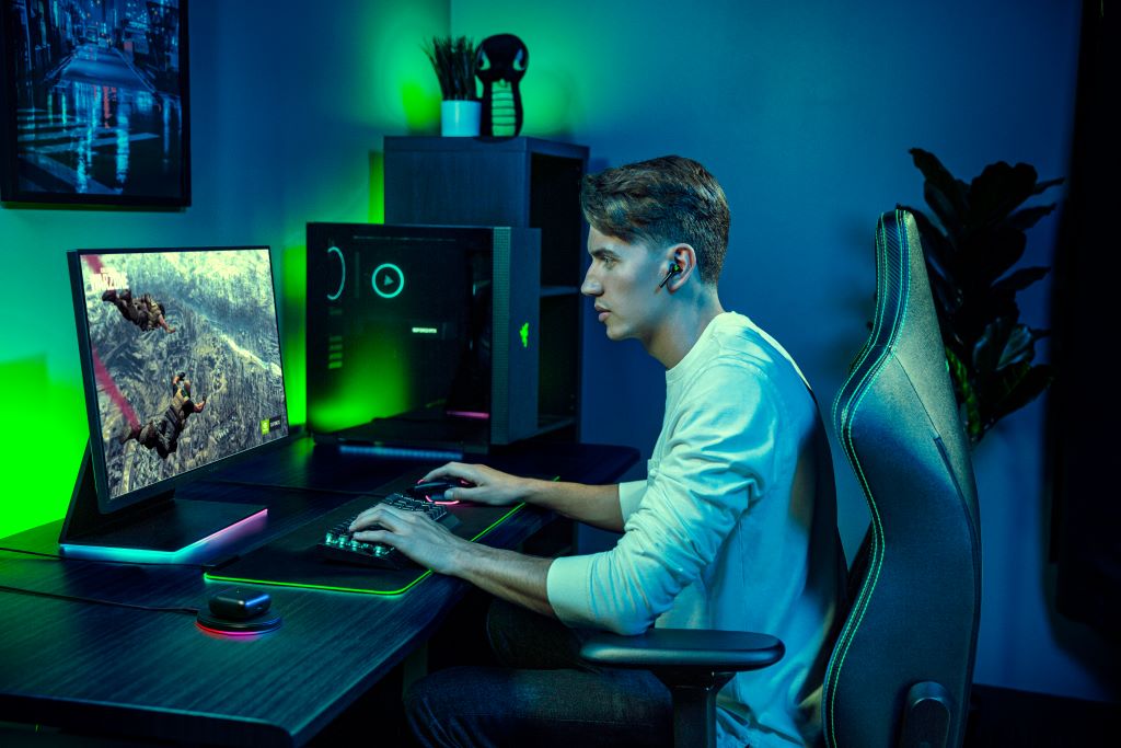 Tai nghe Razer Hammerhead Pro HyperSpeed