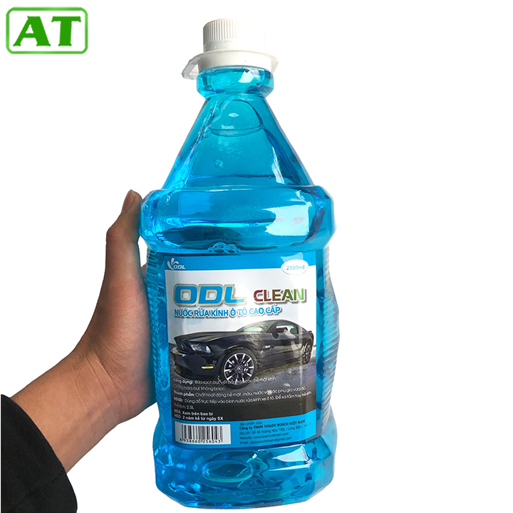 Nước rửa kính ô tô cao cấp can 2,5 lít