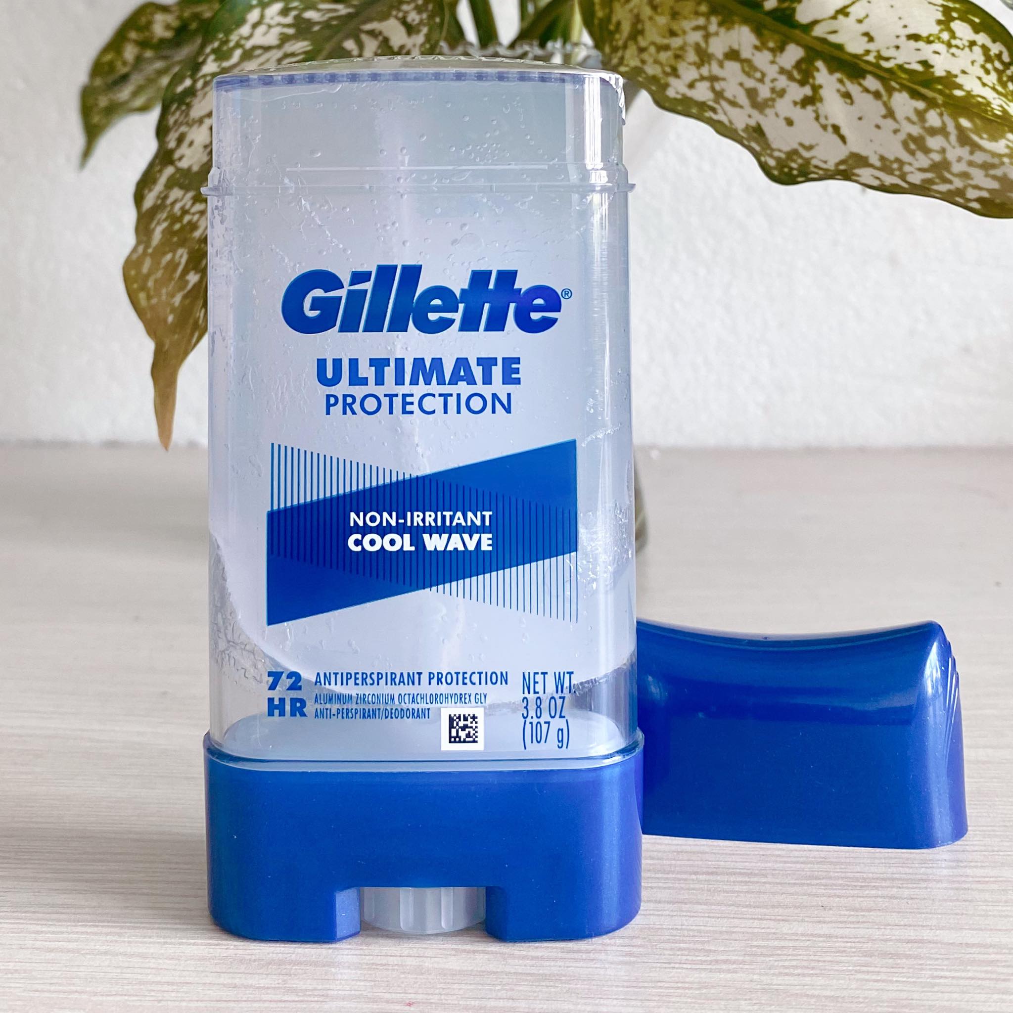 Lăn khử mùi Gillette Advanced Clear Gel Antiperspirant  Cool Wave 107g