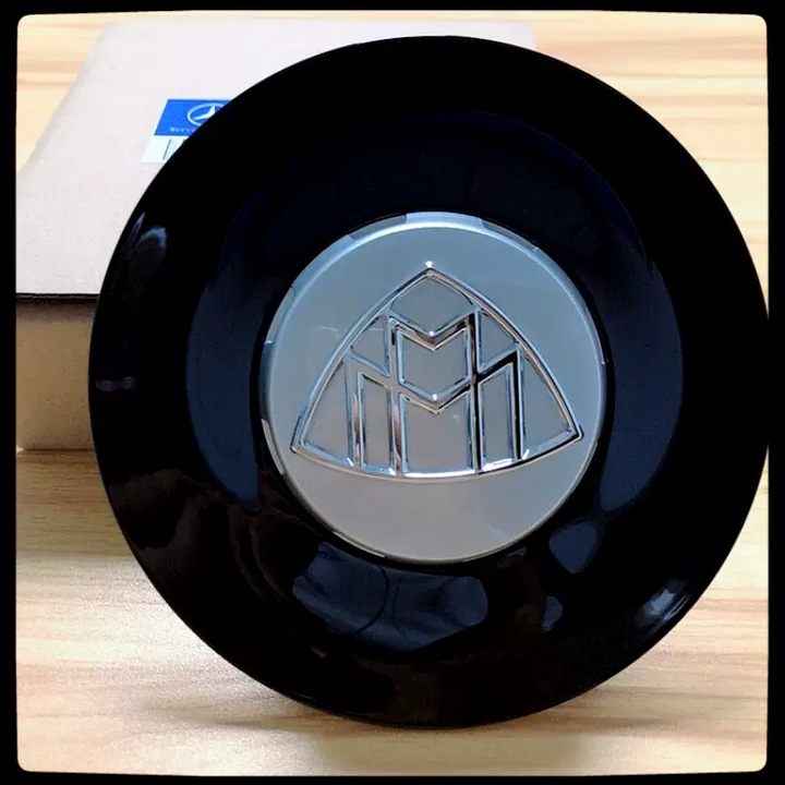 Logo chụp mâm, ốp lazang dùng cho bánh xe ô tô Maybach ZGS-003 đường kính đĩa 15cm, đường kính chân cài 7.5cm