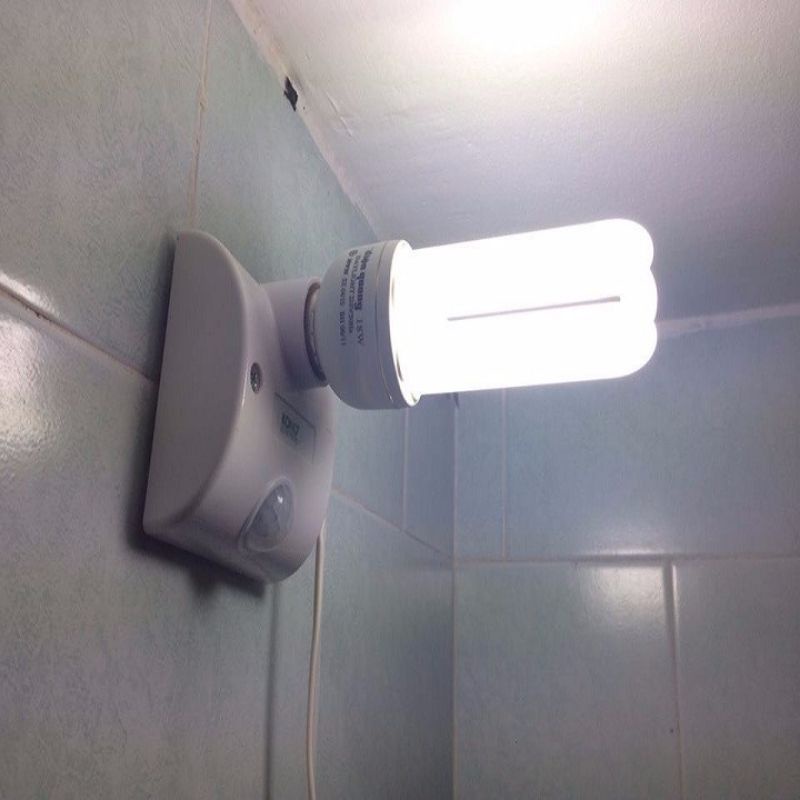Đuôi đèn cảm ứng chuyển động hồng ngoại E27