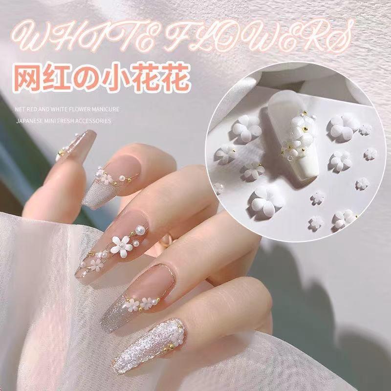 Hoa nhí nail nhiều size kèm bi vàng Loại Tốt , hoa sứ trắng trang trí móng