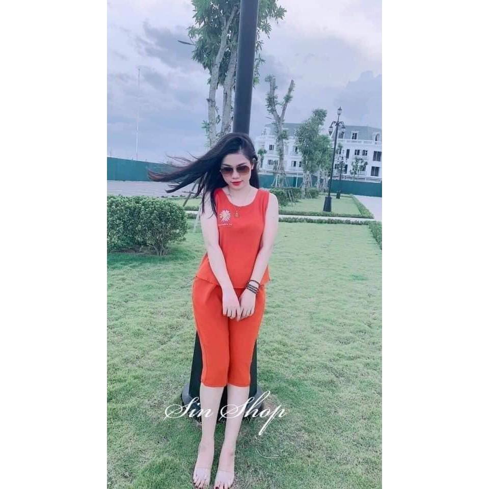 Bộ Đồ Mặc Nhà Vải Đũi Lụa Sát Nách Quần Ngố Hoa Cúc Khuy Lưng Mặc Cực Mát Và Nhẹ