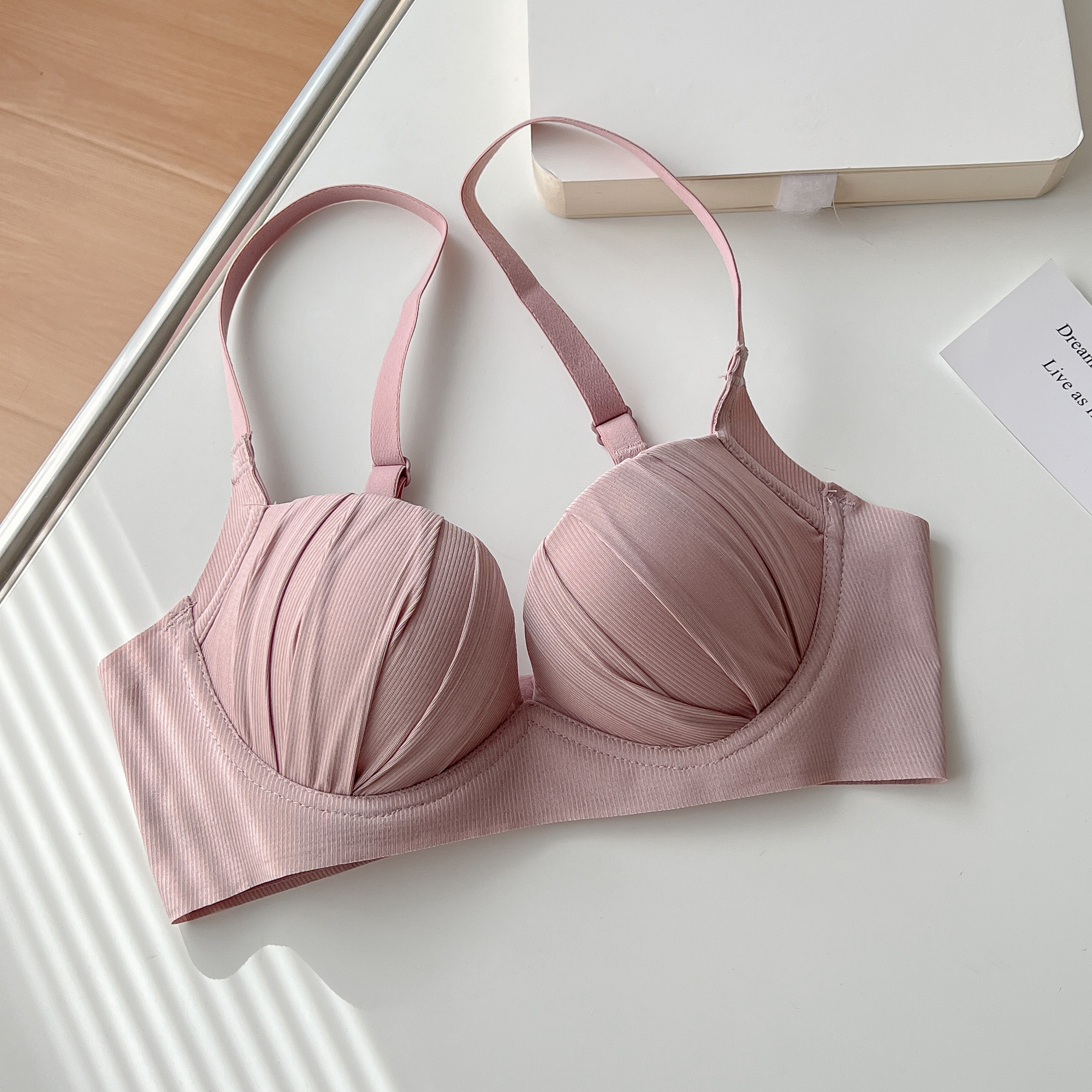 Áo Lót Nữ Nâng Ngực Không Gọng Chống Lộ Mỡ Lưng Mềm Nhẹ Cao Cấp B543