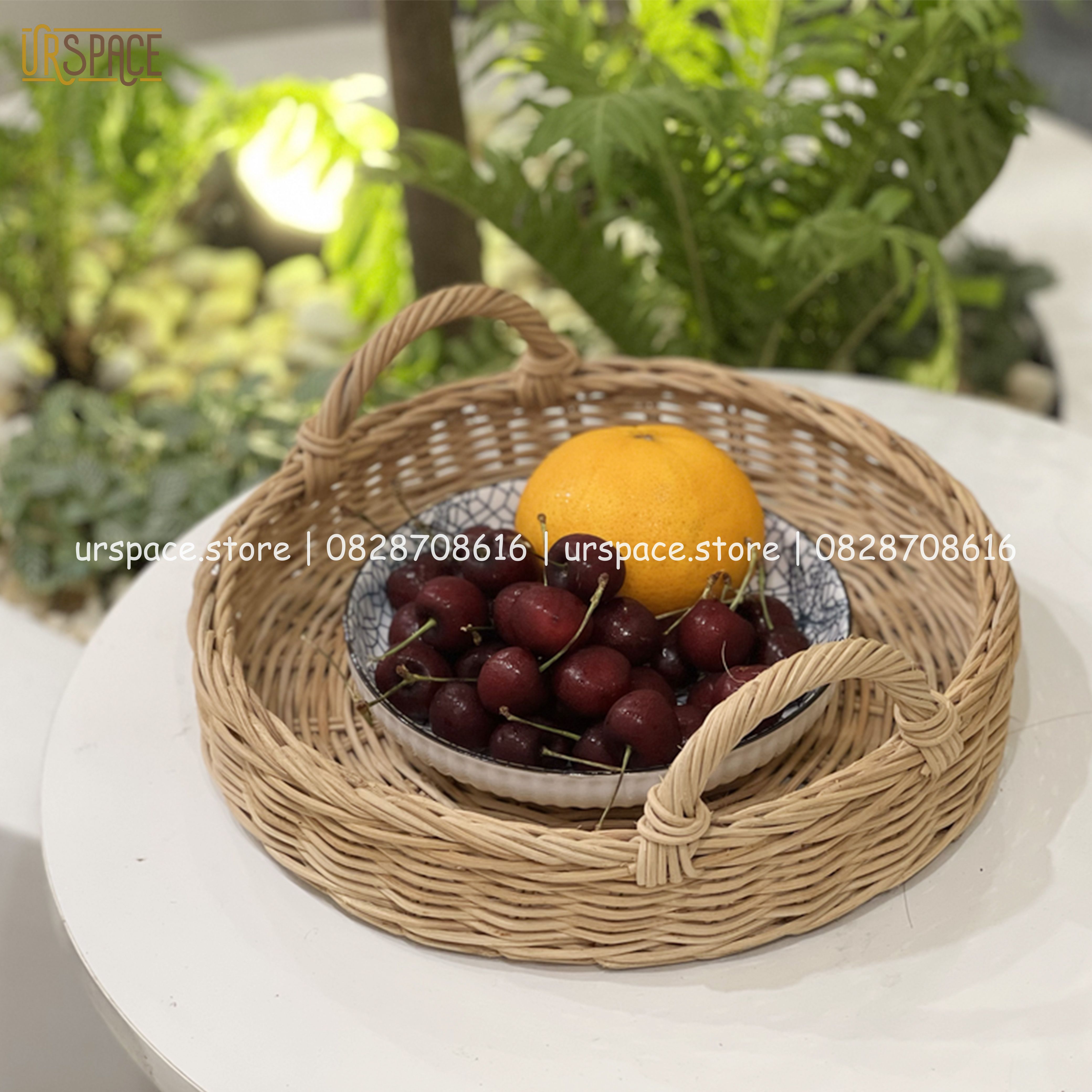 Khay mây đựng trái cây, khay mây tròn đựng bánh kẹo/ Hand-woven round rattan tray with handles