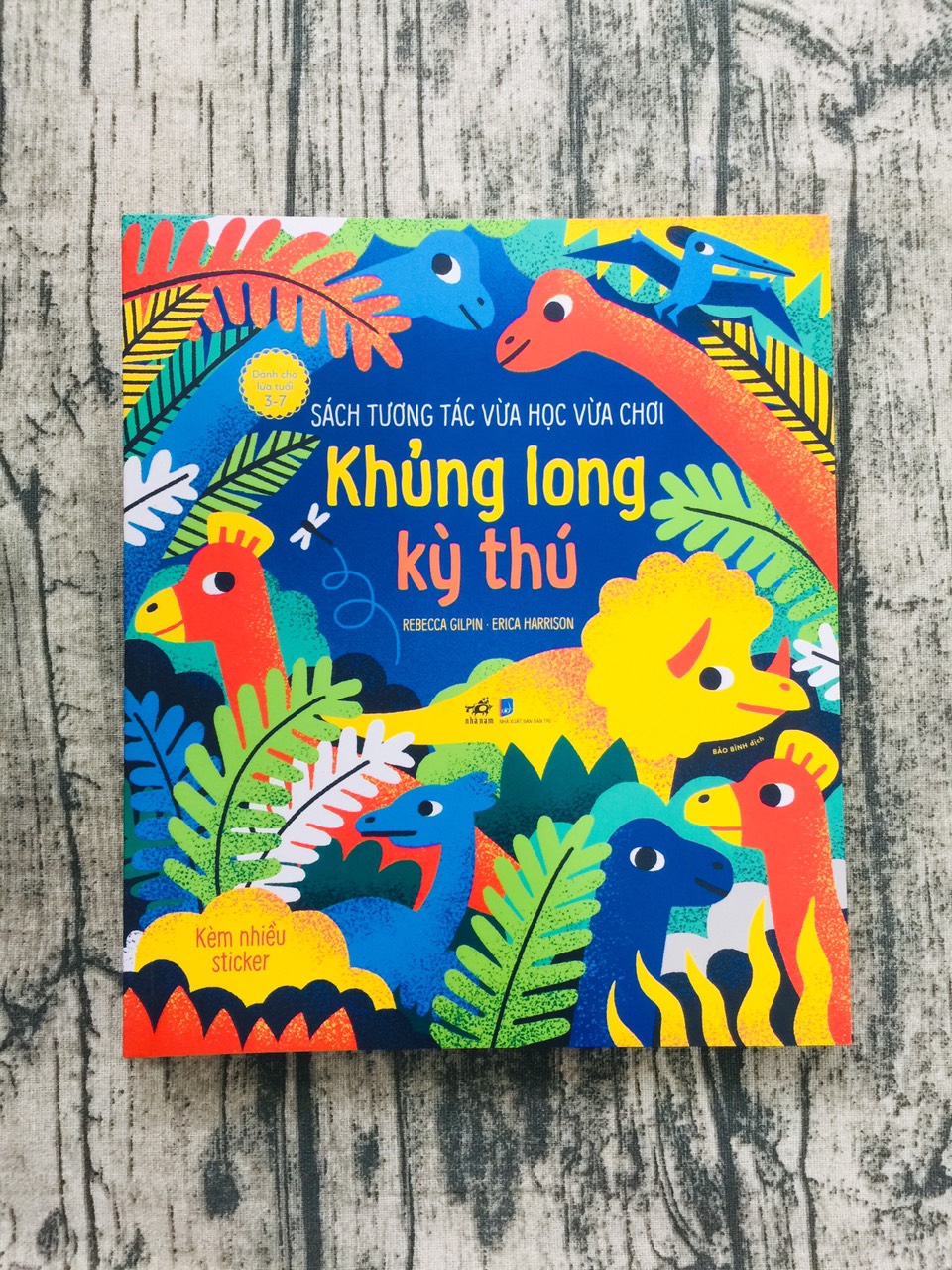 Sách Tương Tác Vừa Học Vừa Chơi - Khủng Long Kỳ Thú