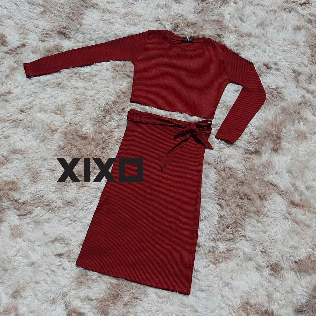 ÁO CROPTOP DÀI TAY CHÂN VÁY BÚT CHÌ PHỐI NƠ SET0001