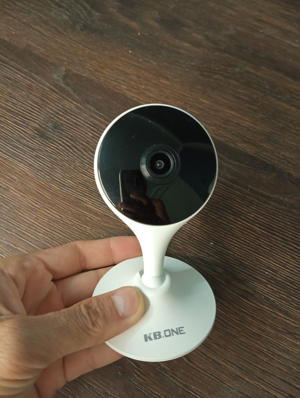 Camera IP WiFi KBONE KN-H21W 2.0 Megapixel, Tích Hợp Còi Báo Động, Đàm Thoại 2 Chiều - CHÍNH HÃNG