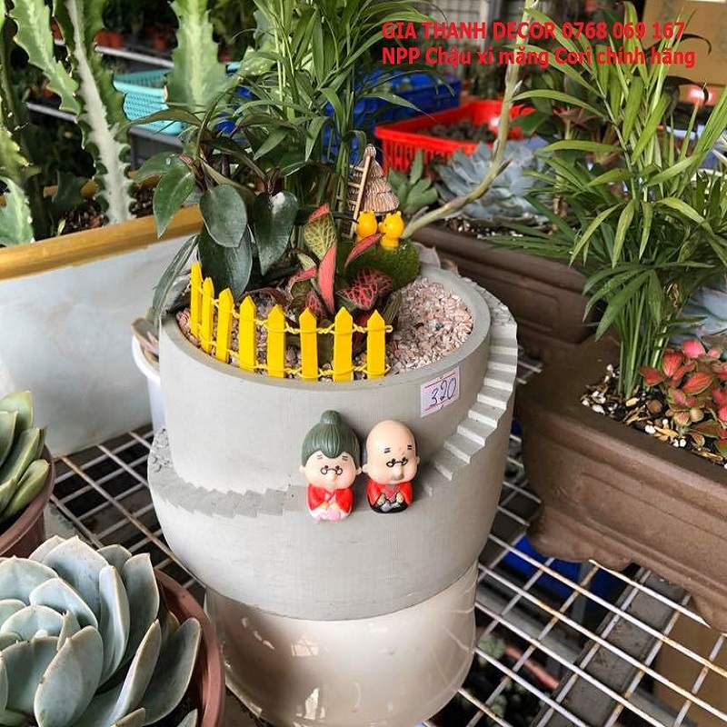 CHẬU HOA MINI ĐỂ BÀN CORI - chậu cây xi măng hình bậc thang kích thước 18x18x8.5cm, hàng thủ công mỹ nghệ cao cấp SeeArt