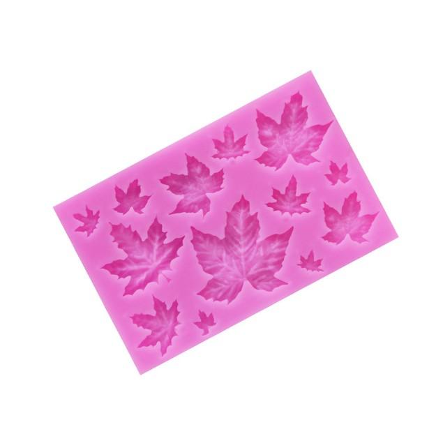 Khuôn silicon 4d lá phong nhiều cỡ
