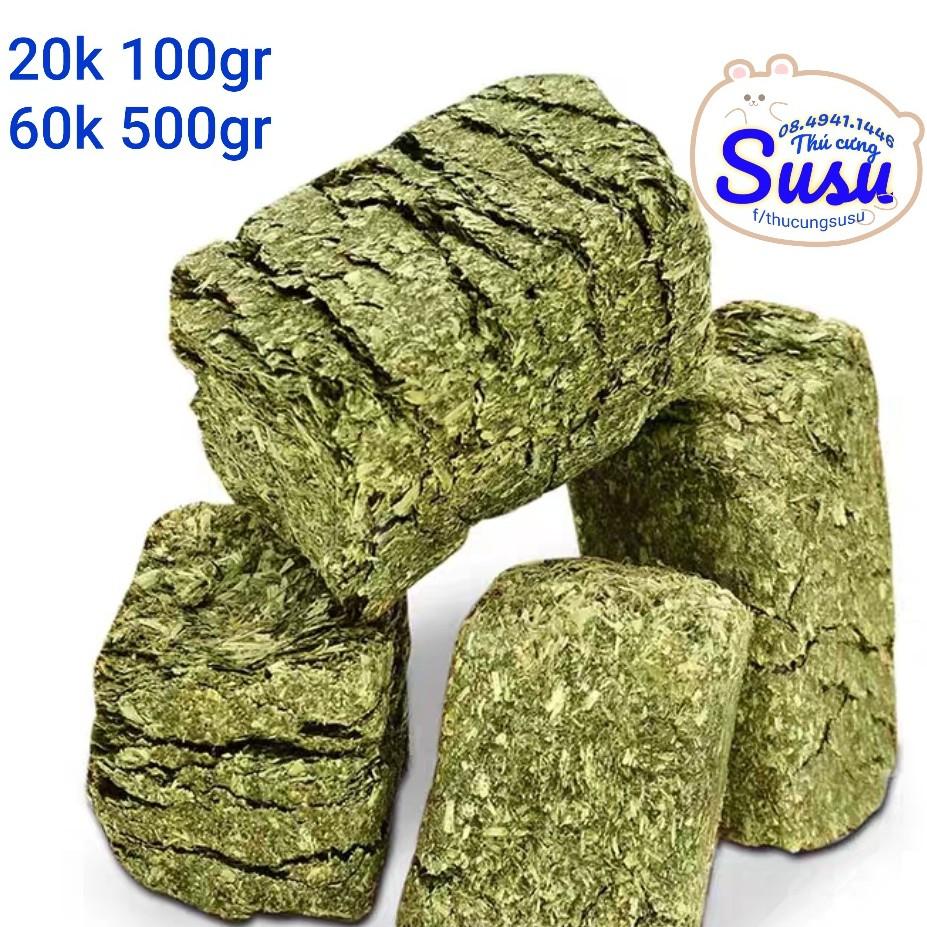 Bánh cỏ Alfalfa cao cấp Mrhay 500g dành cho thỏ bọ - MH24