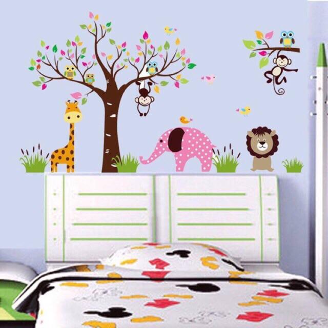 Decal dán tường Vườn thú hồng HOT to nhất