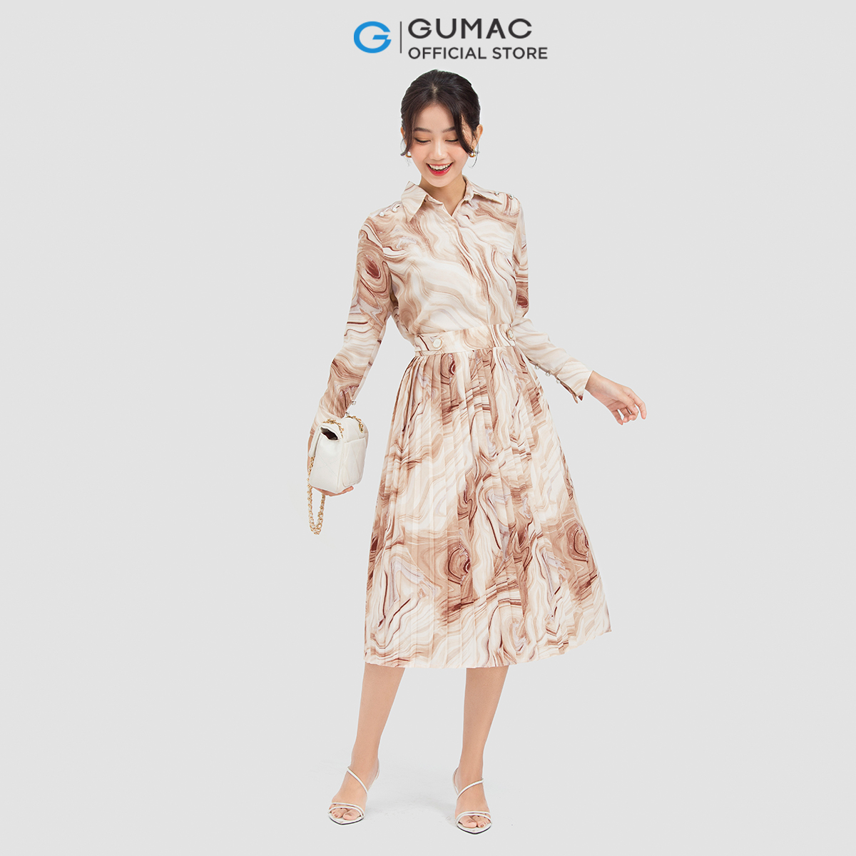 Chân váy dáng xòe GUMAC VC06031 dập ly