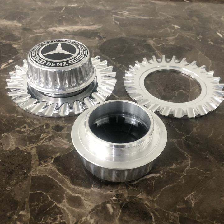01 chiếc Logo chụp mâm, ốp lazang bánh xe ô tô Maybach BC-011