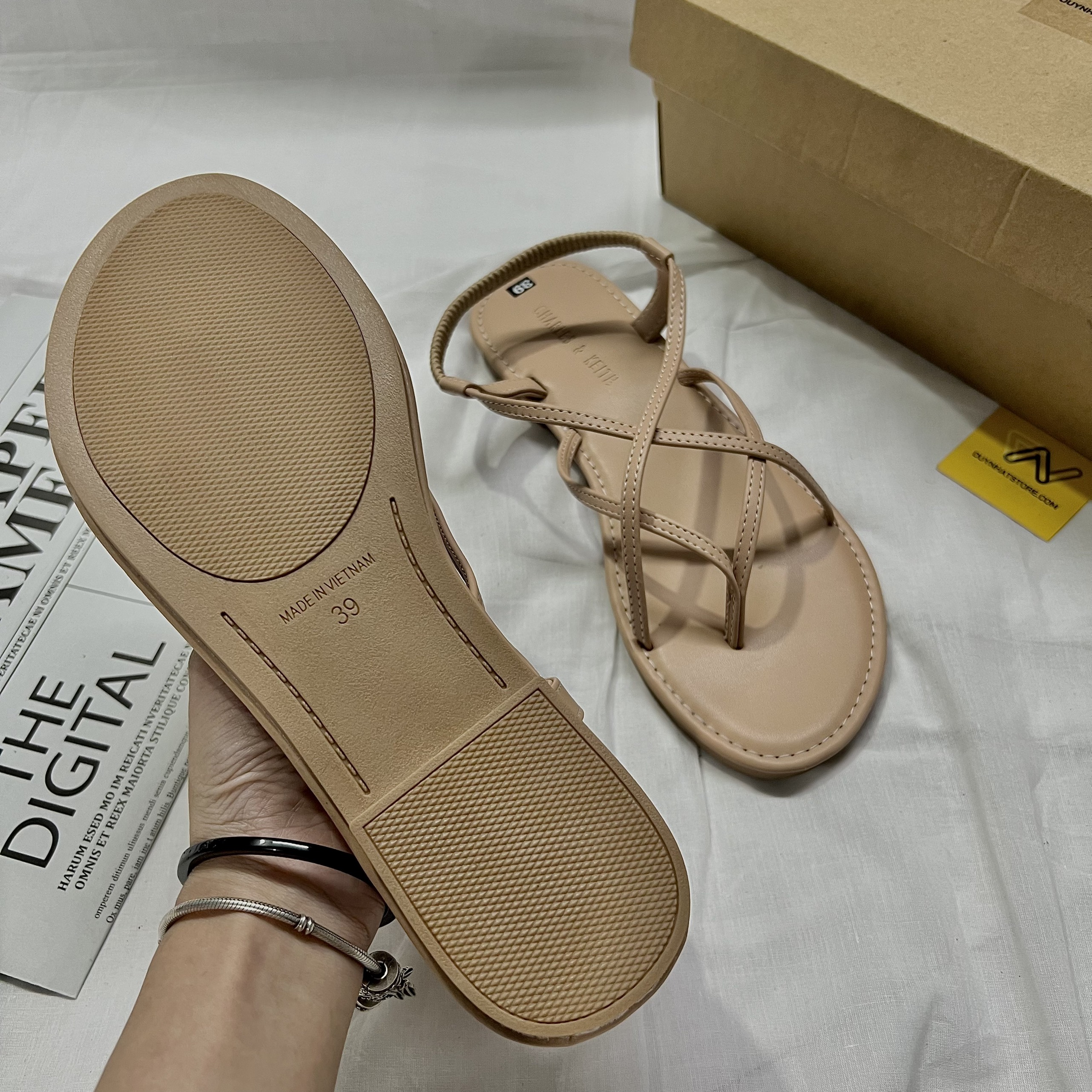 Giày Sandal Nữ Quai Kẹp Xỏ Ngón Đế Bệt Trắng Đen Dây Mảnh Nhỏ Duy Nhật Store Học Sinh Đi Học Bền Uzzang Chiến Binh Thun