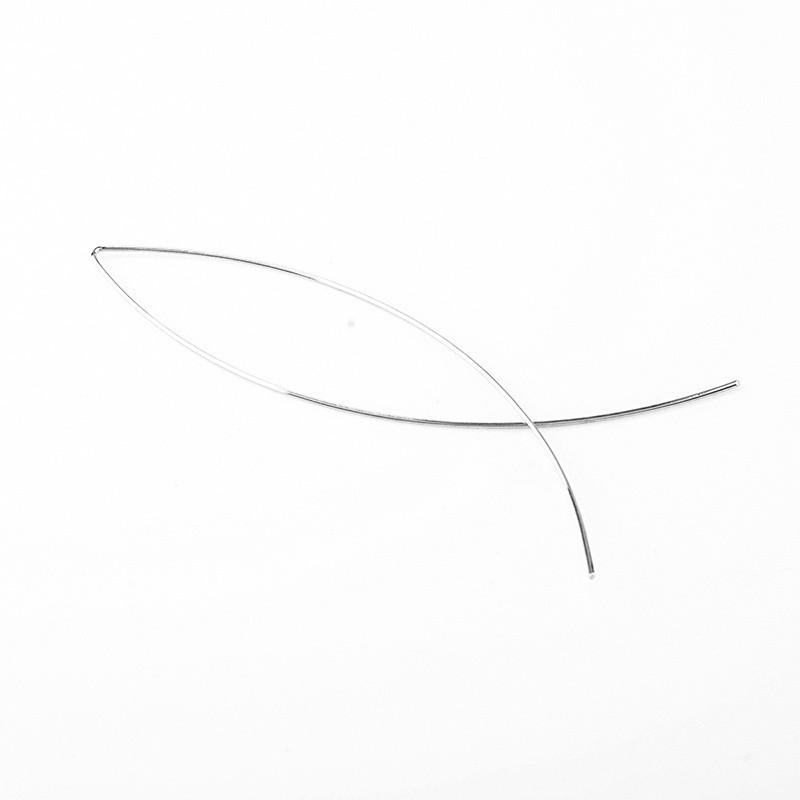 Bông tai hình cá bằng đồng độc đáo