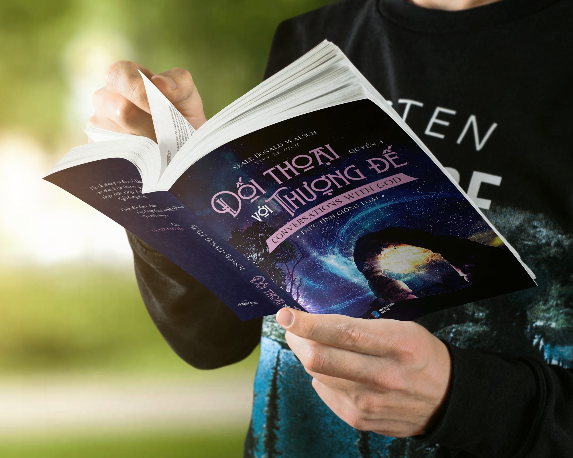 Sách Đối thoại với thượng đế - Thức tỉnh giống loài - Á Châu books, bìa mềm in màu