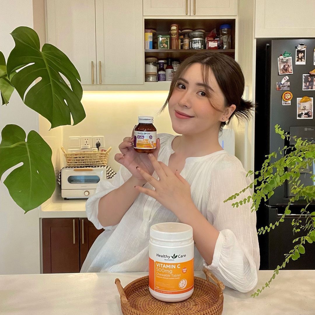 Vitamin C dạng kẹo Úc Healthy Care tăng sức đề kháng, sáng da, tăng sản xuất collagen, nhanh lành bệnh - OZ Slim Store