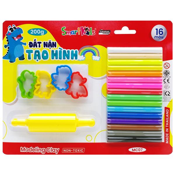 Đất Nặn Tạo Hình 16 Màu Vỉ Nhựa 200gr + 1 Con Lăn + 4 Khuôn Ngẫu Nhiên - Smart Kids MC07