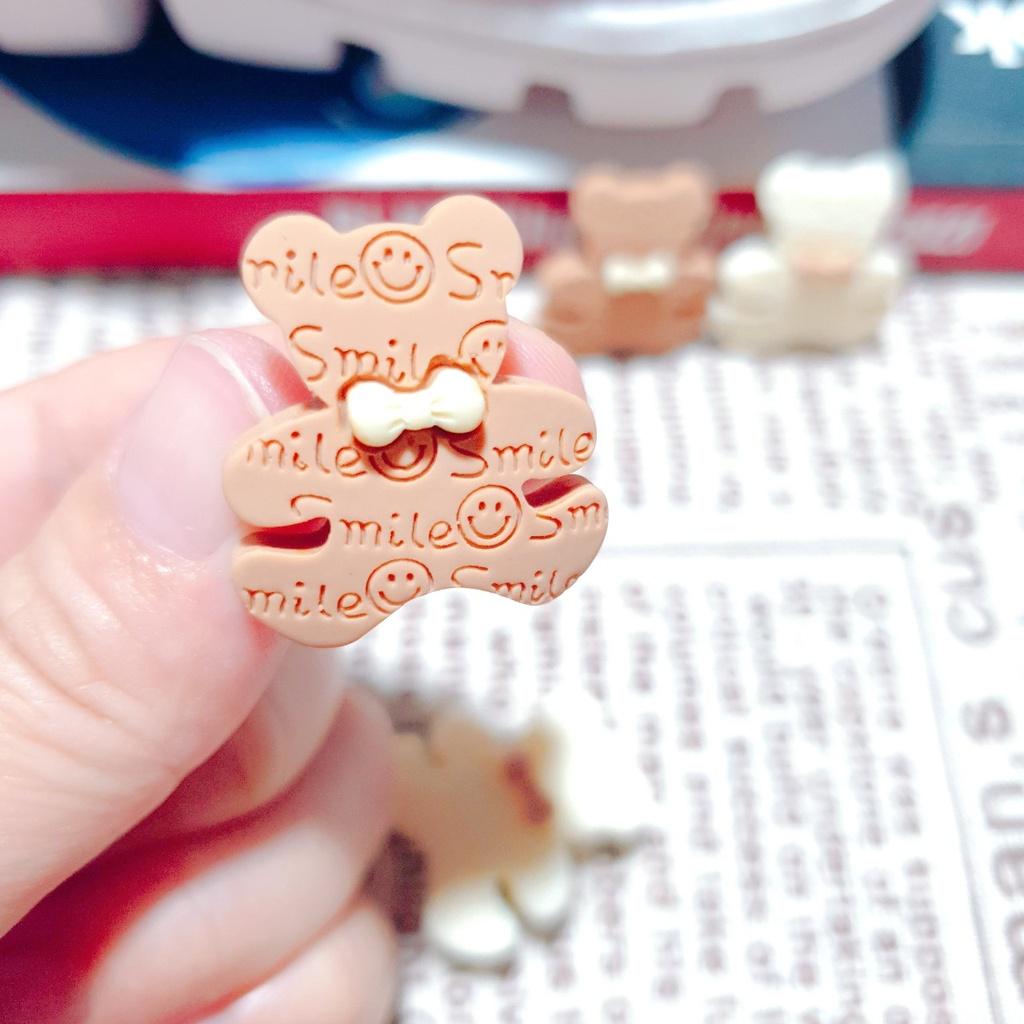 Nút cài dép sticker jibbitz 3D loại nhựa cứng