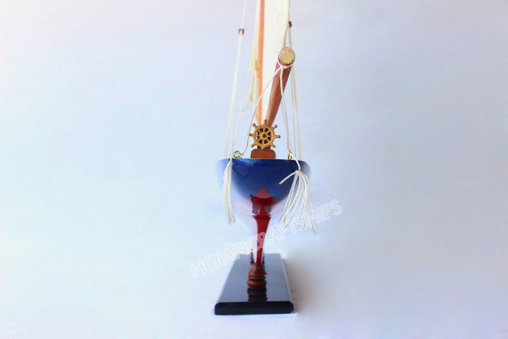 Mô hình thuyền gỗ Thuận buồm xuôi gió Columbia (Đỏ-xanh dương) 50cm