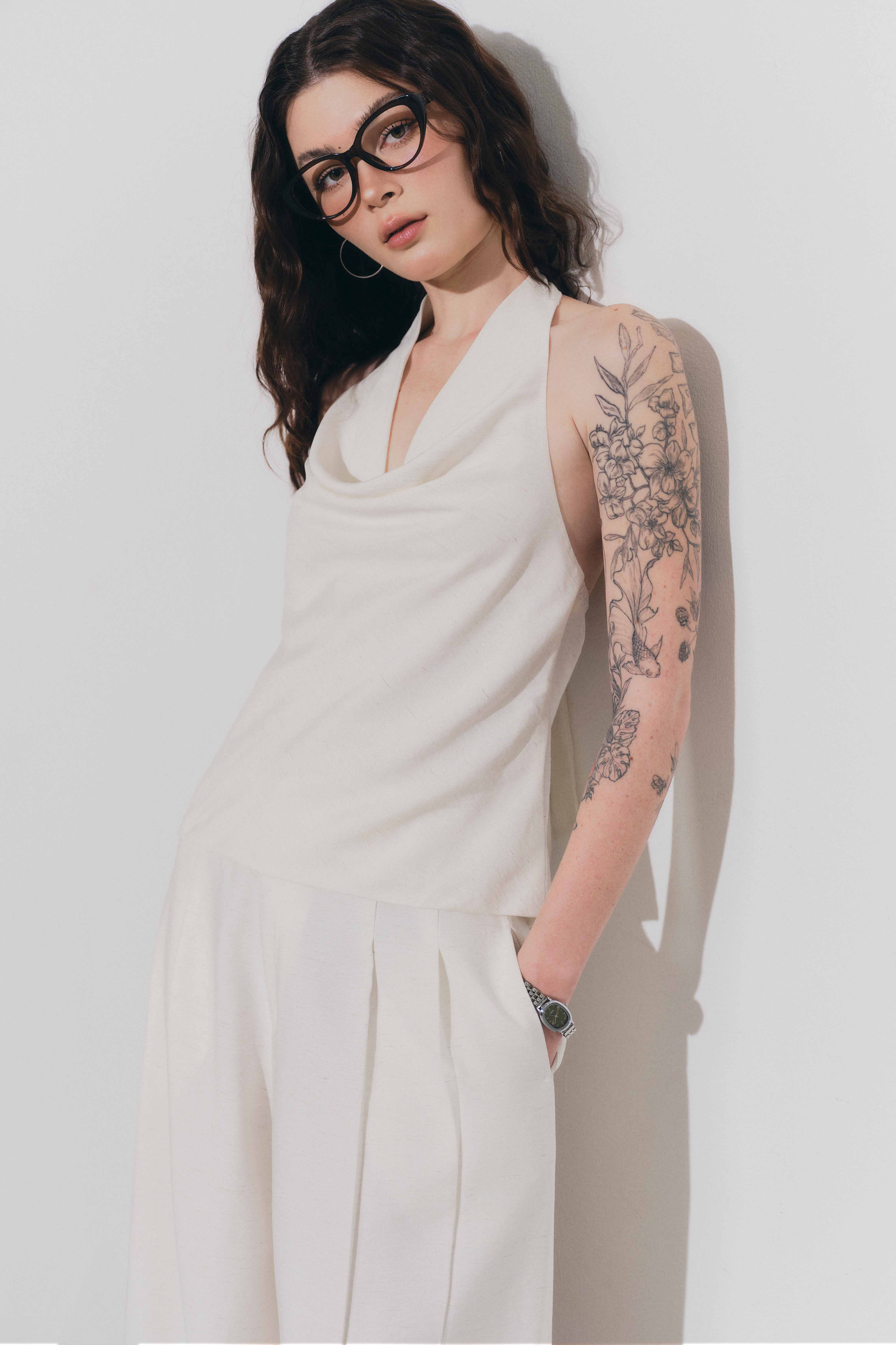 DOTTIE - Áo cổ đổ cột dây - Be nhạt - T1129