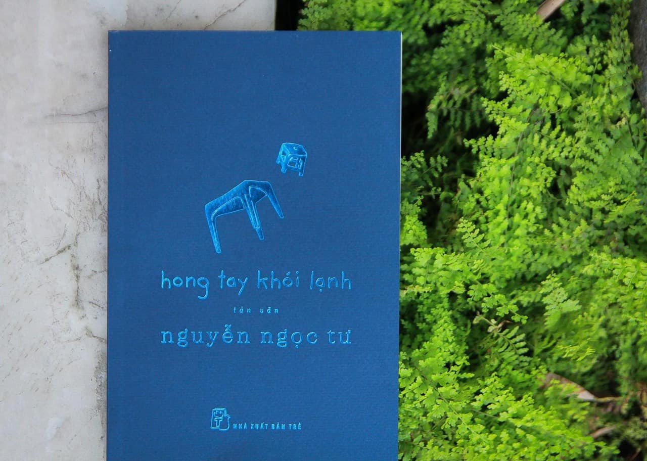 HONG TAY KHÓI LẠNH -  NGUYỄN NGỌC TƯ -