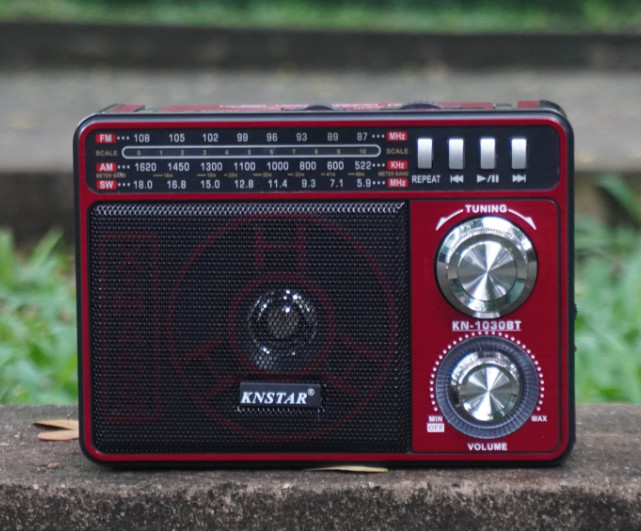 [giá giảm sốc] Đài FM RADIO KN-1030BT - Loa nghe nhạc kết hợp đài radio - Phong cách cổ điển vintage - sang trọng, bass trầm ấm - Đầy đủ kết nối AUX, USB, SD card