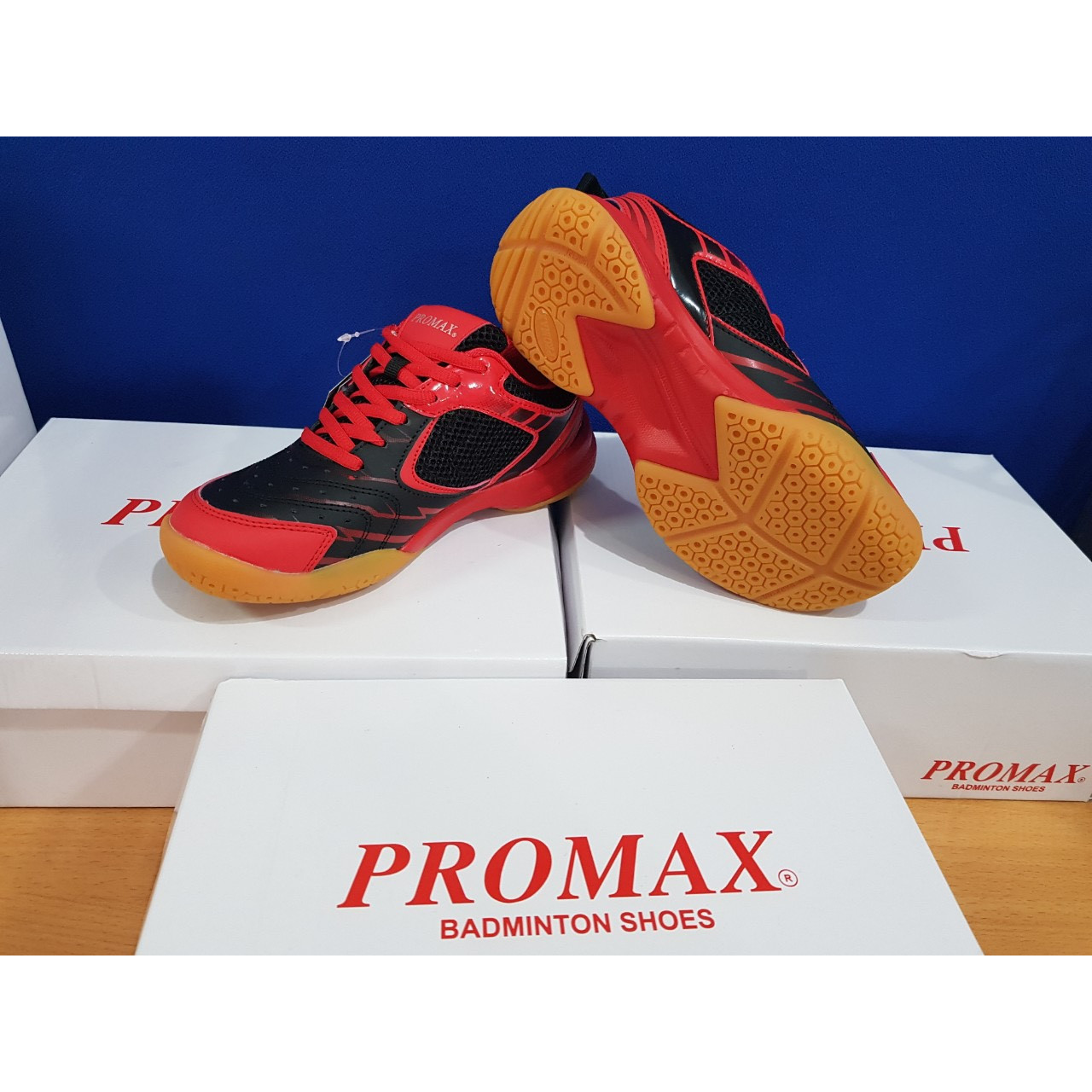 Giày cầu lông PROMAX PR-20018 nam nữ màu đỏ đen