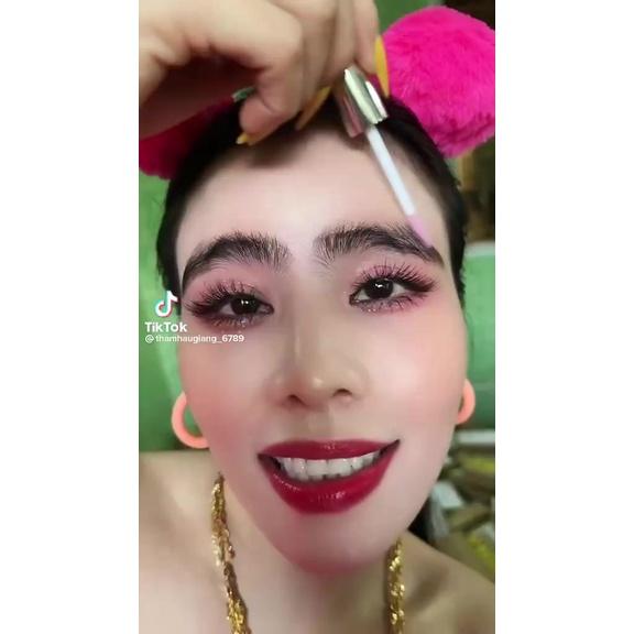 Combo dưỡng mi BJCC cải tiến, giúp mi mọc dày dài vượt trội.