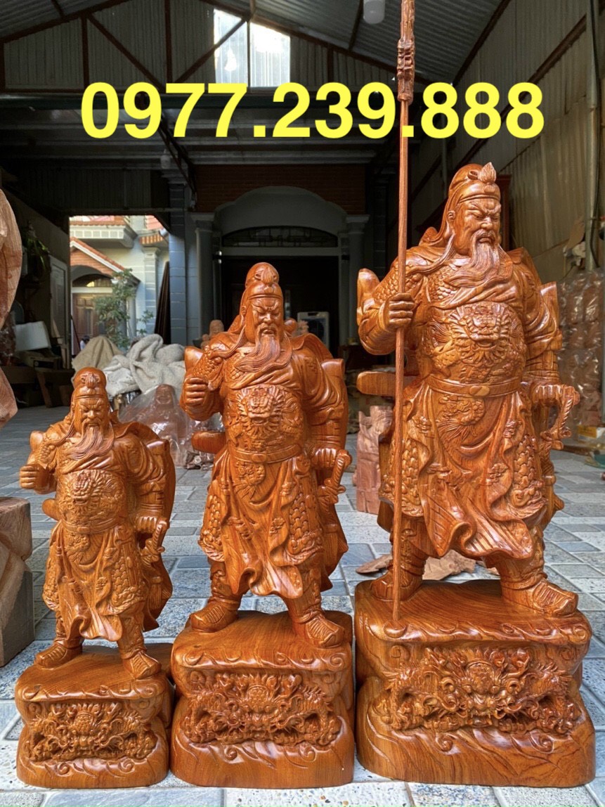 Tượng quan công gỗ hương 50cm