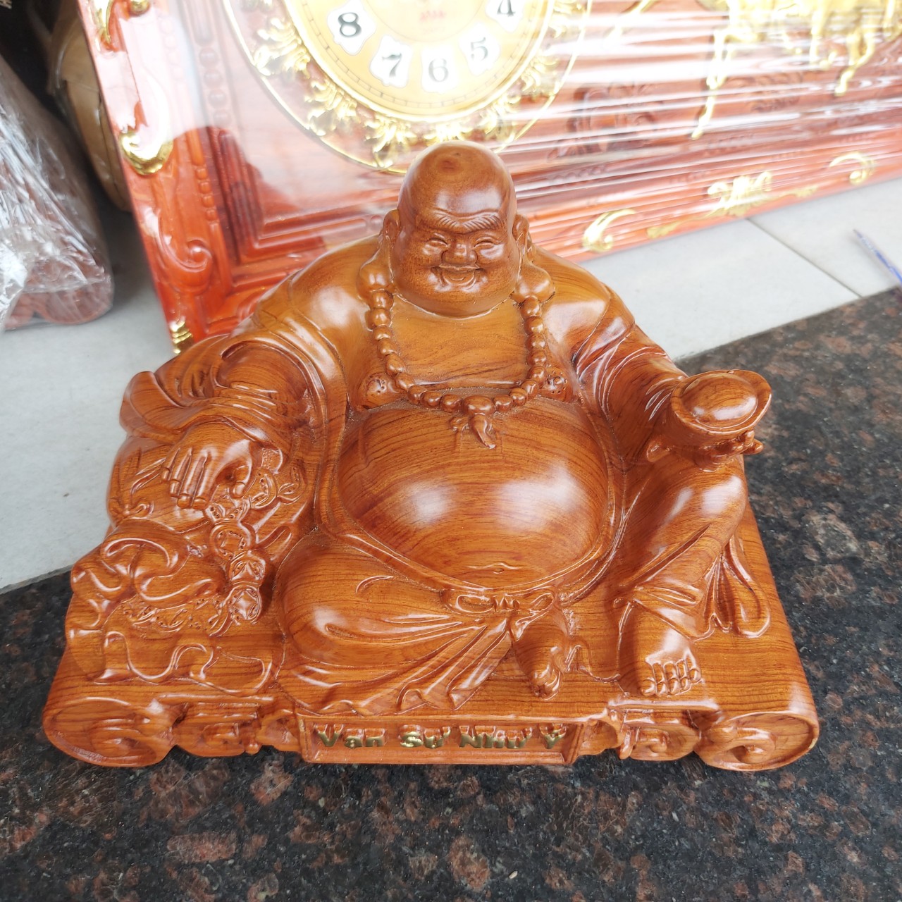 Tượng Di Lặc - Vạn Sự Như Ý, gỗ hương nguyên khối ngang 30cm