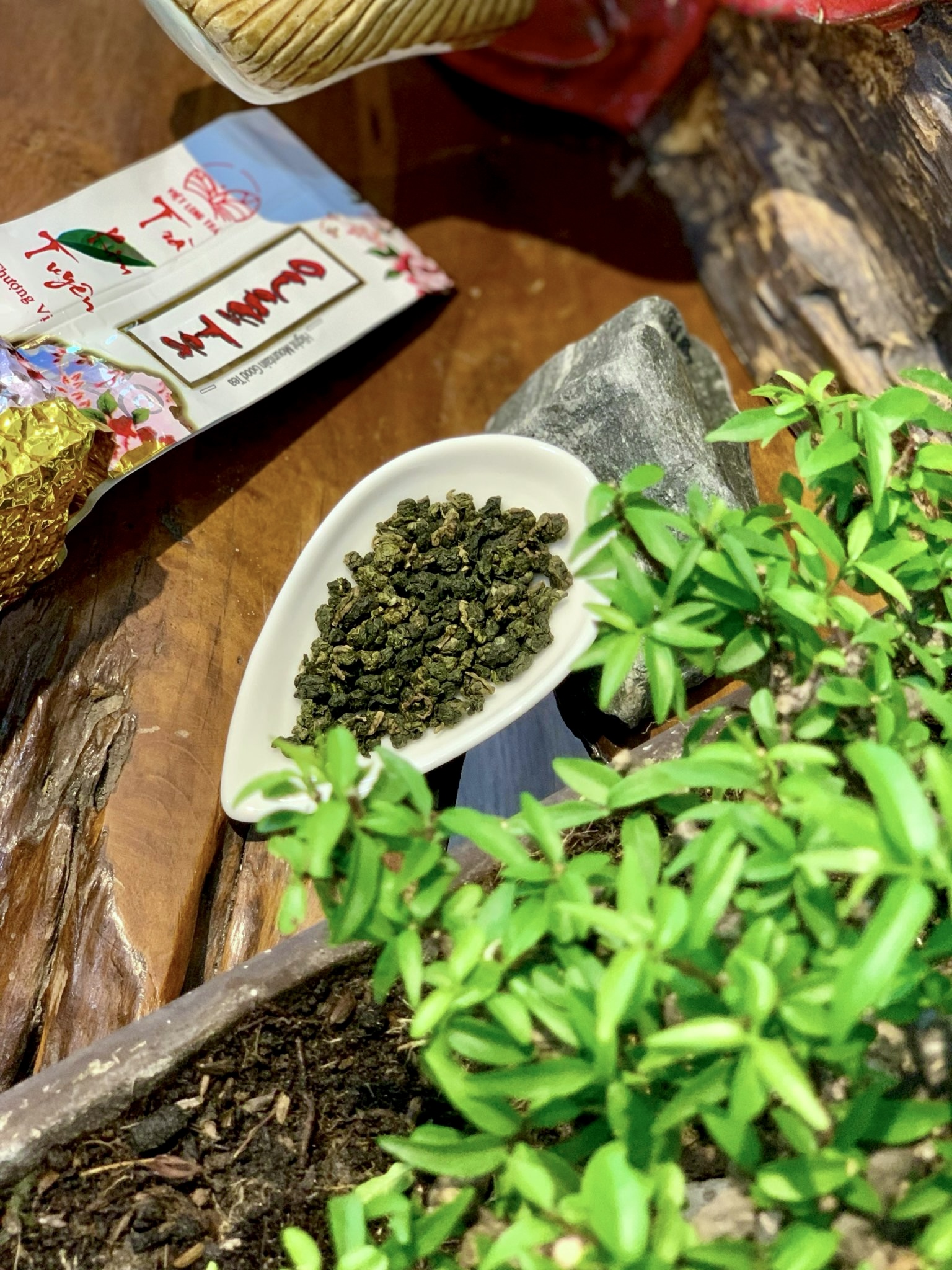 TRÀ OOLONG KIM TUYÊN THƯỢNG VỊ - HƯƠNG VỊ LƯU LUYẾN - TRÀ QUÀ TẶNG - ORGANIC TRA - 250g