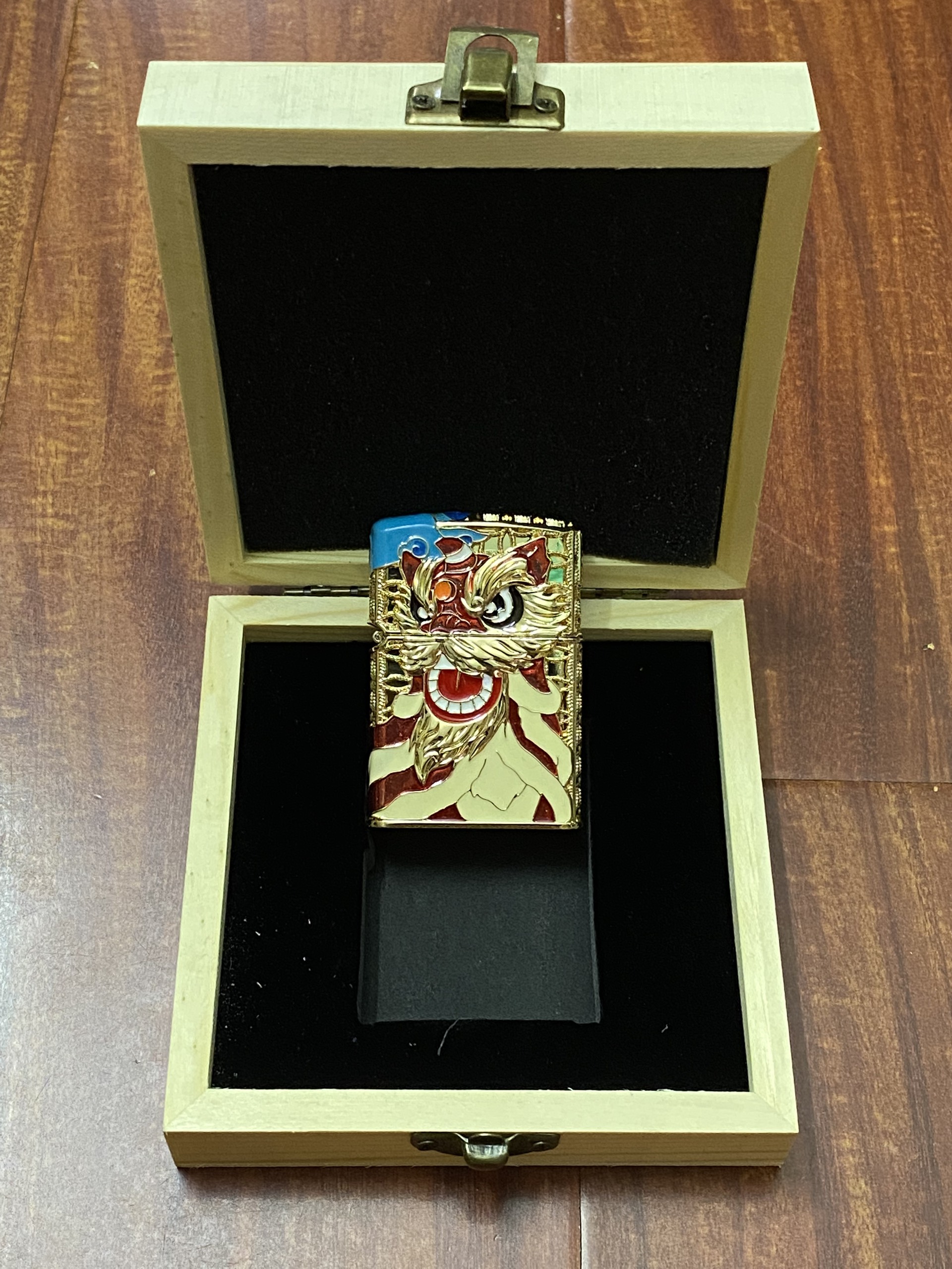 Vỏ Hột Quẹt Bật Lửa Xăng Đá Chief CF1294J Khắc HÌnh Kỳ Lân Cực Đẹp - Nhiều Màu