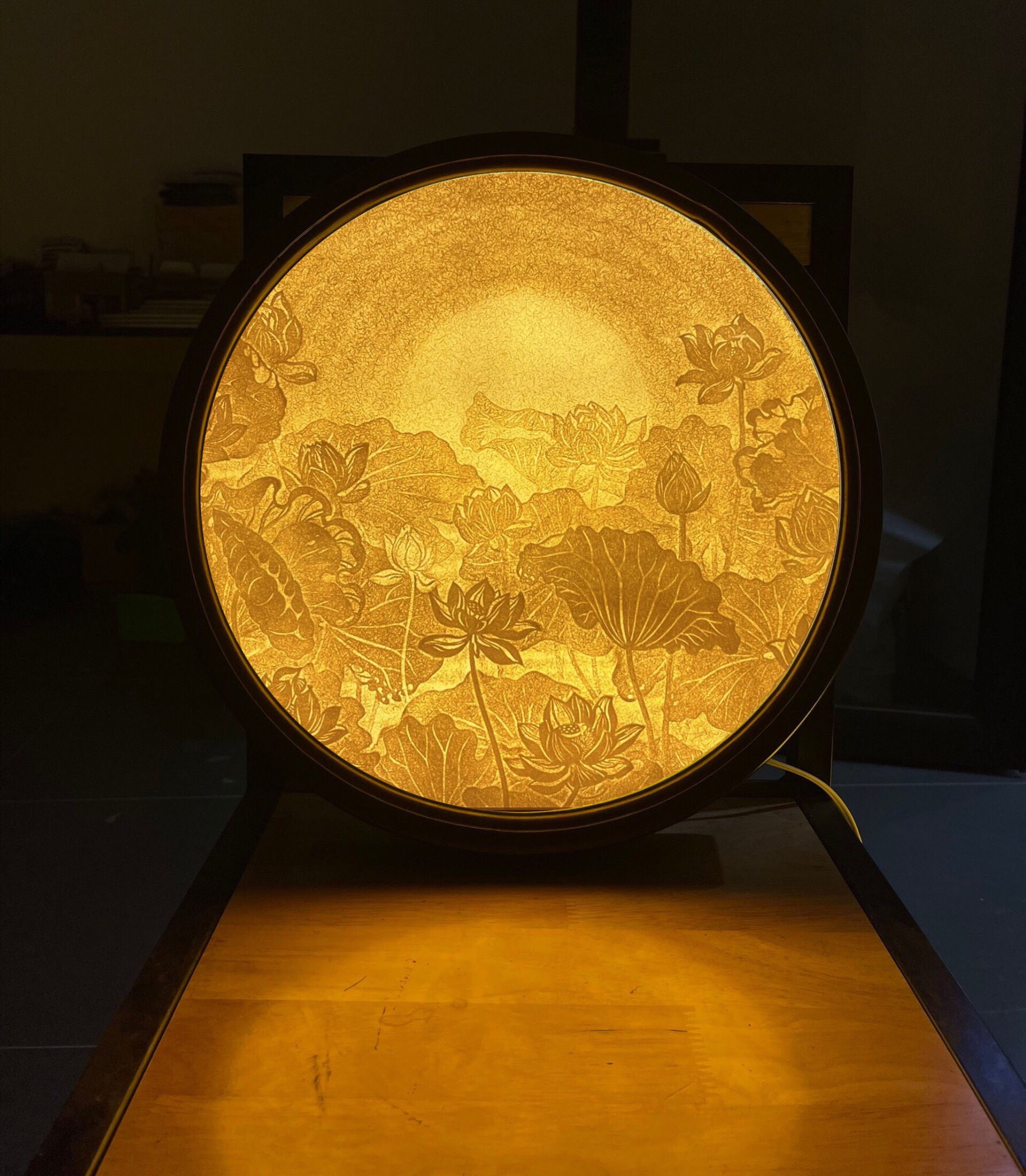 Tranh In Trúc Chỉ , Hào Quang , Chất Liệu In UV Họa Tiết Trúc Chỉ, Trang Trí Bàn Thờ, Gia Tiên, Tượng Phật