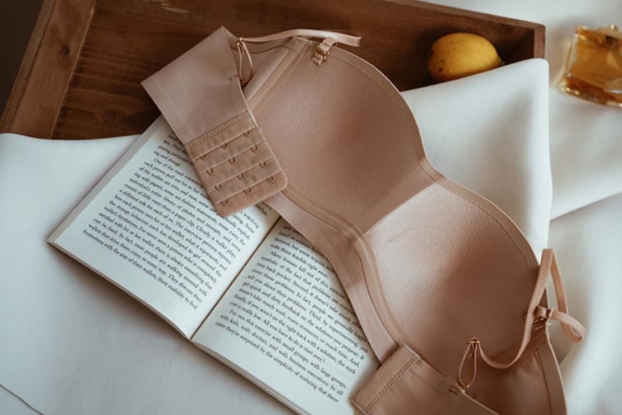 Áo Lót Quây Mỏng Nhẹ Giấu Viền B349