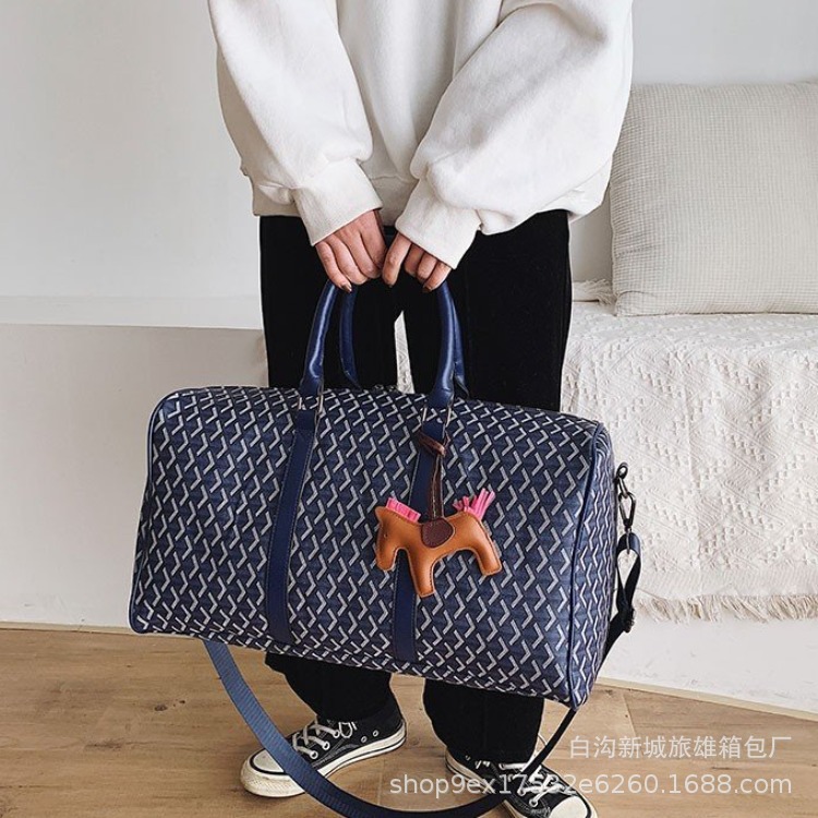 Túi xách du lịch phong cách mới - BEE GEE T1095