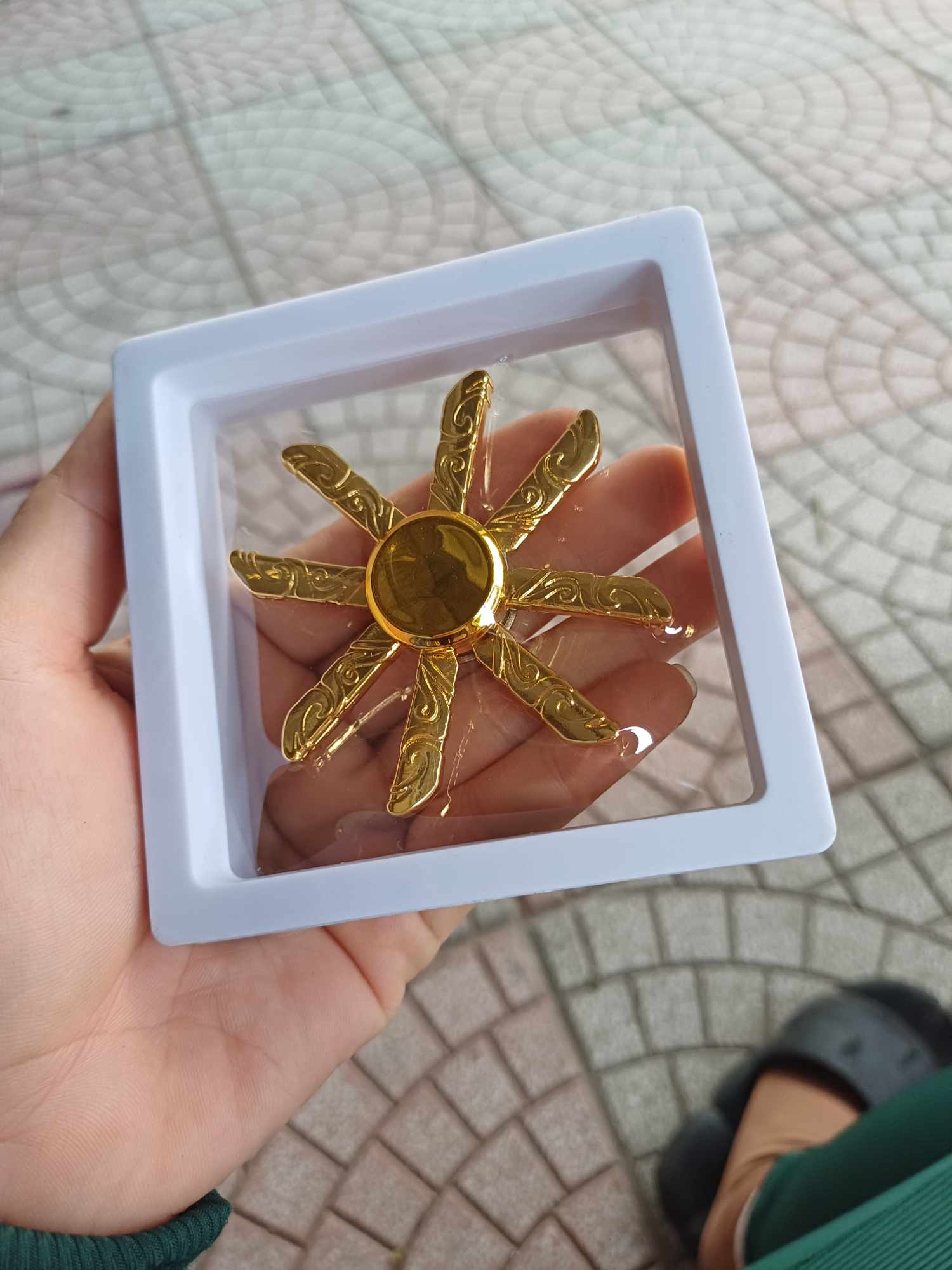 Đồ  chơi con quay spinner kim loại nhiều mẫu đẹp
