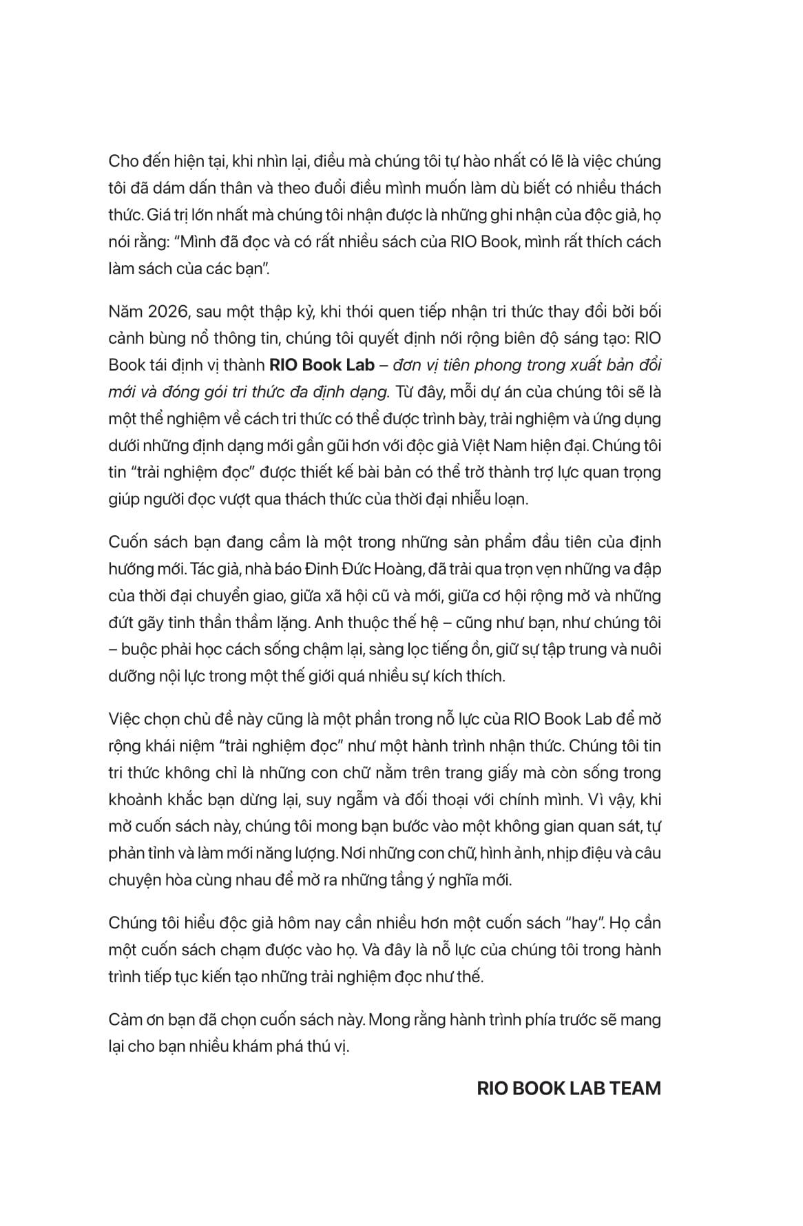 Sách - Ảo Ảnh Trong Xã Hội - Dư Thừa Kết Nối