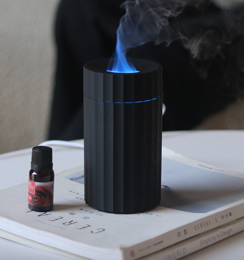 Máy Khuếch Tán Tinh Dầu Dùng Cho Xe Oto Tạo Hương Thơm Giữ Ẩm Khử Mùi Xe Hơi Xông Tinh Dầu Thơm Mát