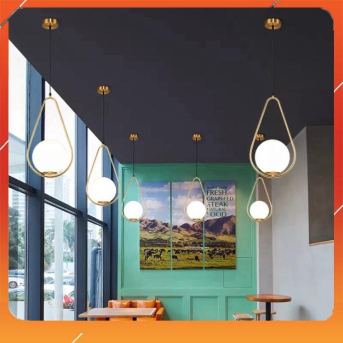 Đèn thả trang trí phong cách Bắc Âu thân vàng cầu đục D150