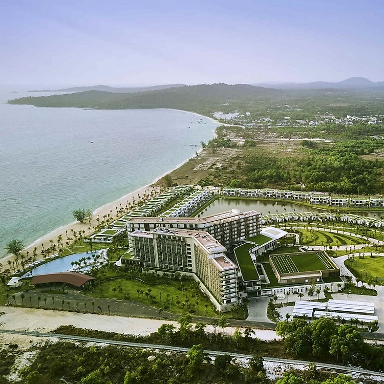 Gói 4N3Đ Movenpick Resort Waverly 5* Phú Quốc - Phòng Sang Trọng, Đón Tiễn Sân Bay, Hồ Bơi Rộng, Bãi Biển Riêng