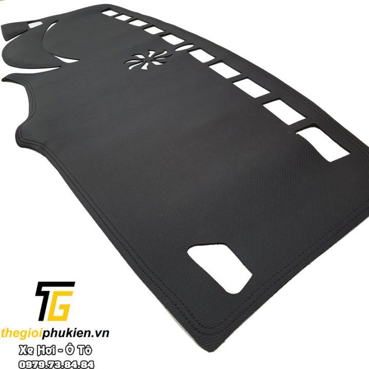 Thảm da Taplo Peugeot 5008 vân Carbon cao cấp