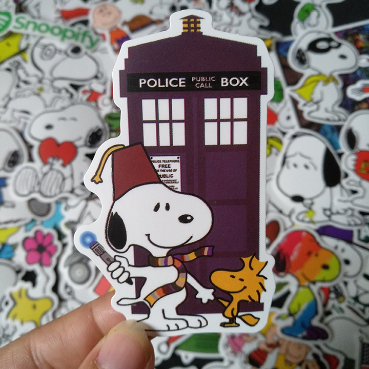 Bộ Sticker dán cao cấp chủ đề SNOOPY - Dùng dán Xe, dán mũ bảo hiểm, dán Laptop